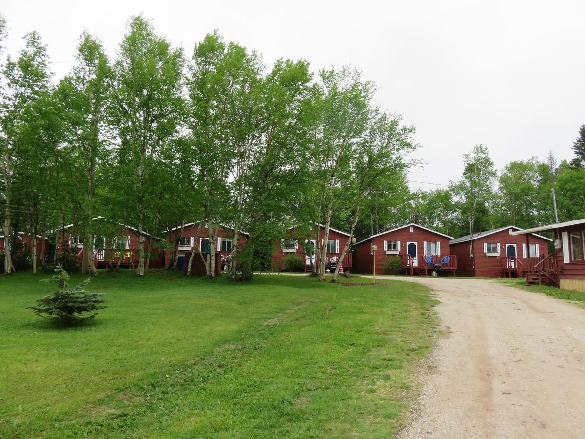 Lush'S Cottages Cormack Kültér fotó